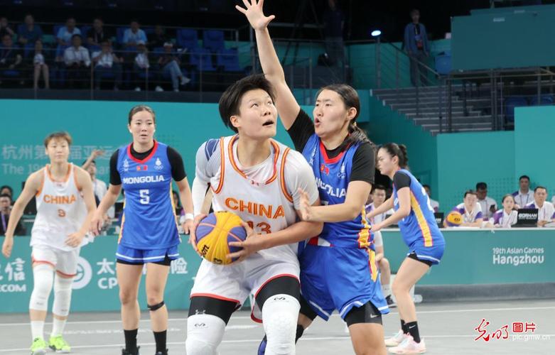 现场直播中国女篮的比赛